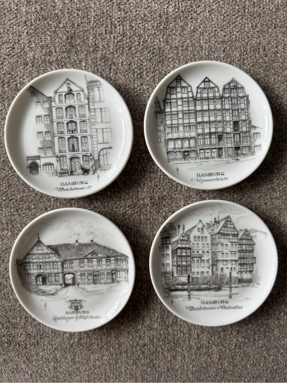 Hamburg Architectural Decorative Porcelain Miniature Plates (4)